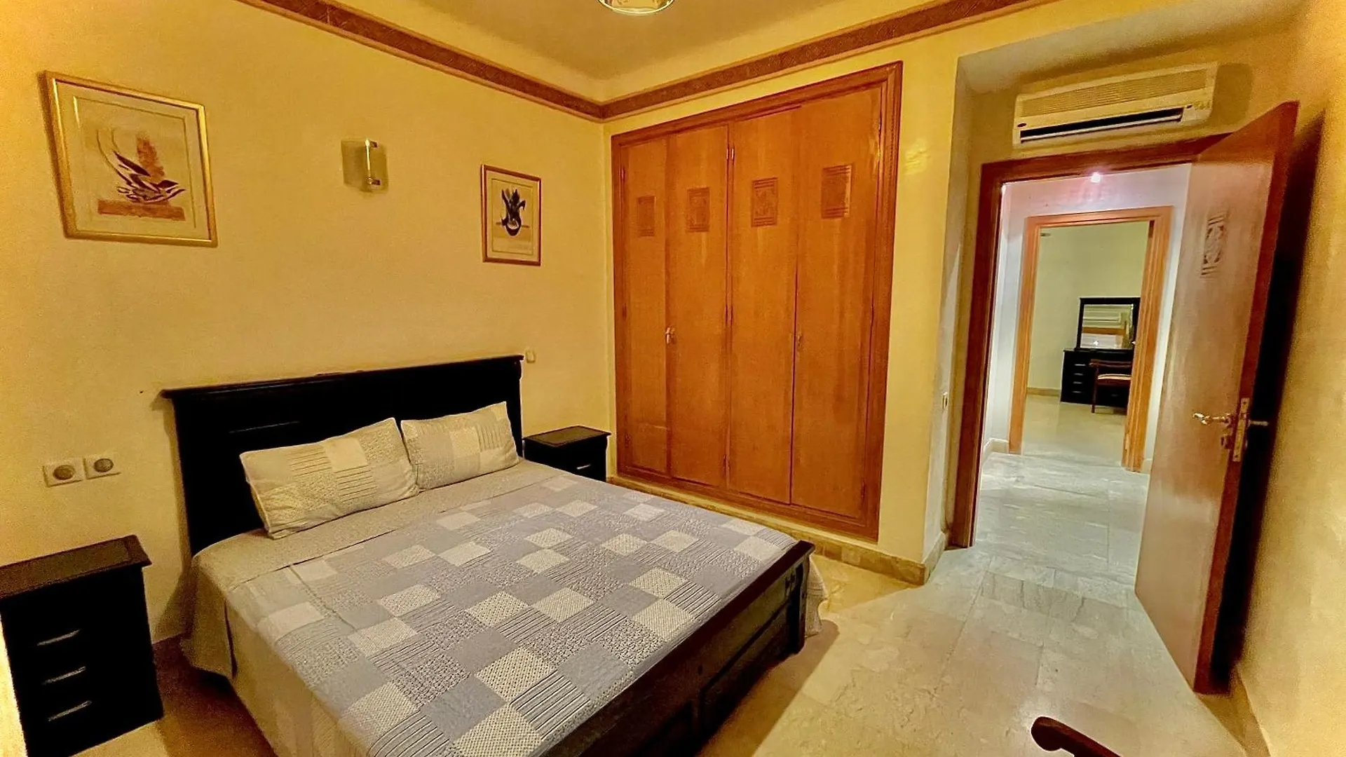 Appartement Le Jardin Avec Piscine Lahebichate Morocco